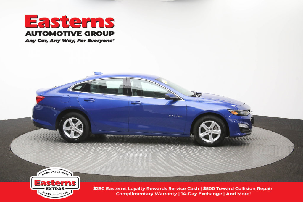 Used 2023 Chevrolet Malibu LT FWD image 46