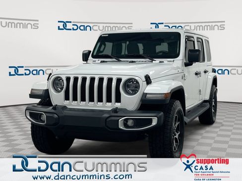 Used 2021 Jeep Wrangler Unlimited Sahara AWD/4WD image 1