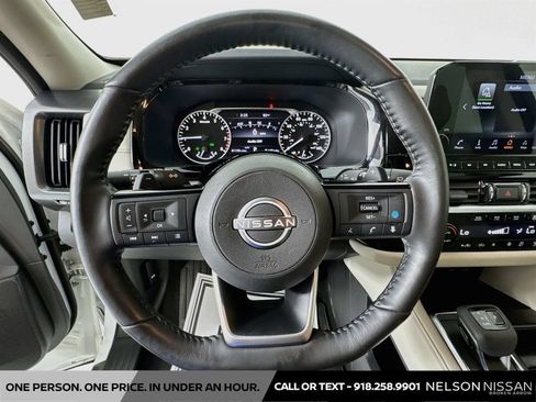 Certified 2023 Nissan Pathfinder SL w/ Lighting Package (N92) AWD/4WD image 11