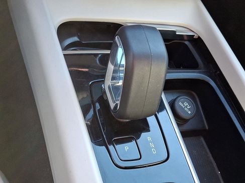 Certified 2023 Volvo XC60 B5 Core w/ Climate Package image 16