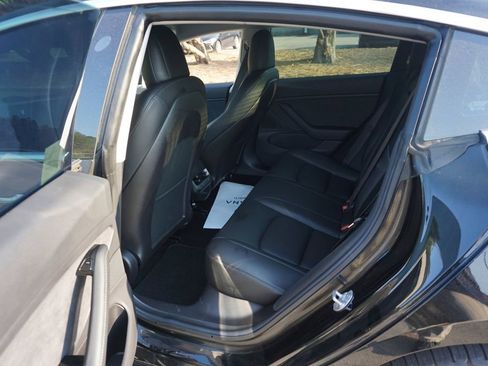 Used 2019 Tesla Model 3 Standard Range Plus RWD image 17