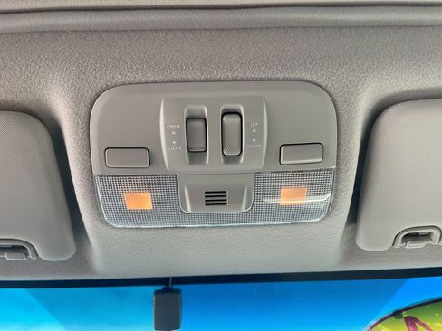 Used 2014 Subaru Crosstrek 2.0i Limited image 23