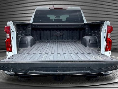 Used 2026 Chevrolet Silverado 1500 Custom Trail Boss w/ Dark Appearance Package AWD/4WD image 7