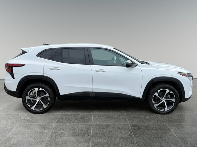 Certified 2024 Chevrolet Trax RS w/ Driver Confidence Package FWD image 7