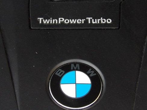 Used 2020 BMW 840i xDrive Coupe w/ Driving Assistance Package image 31