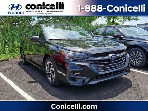 Used 2025 Subaru Legacy AWD/4WD image 1