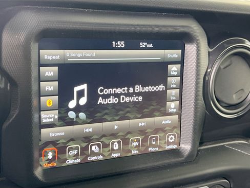 Used 2022 Jeep Gladiator Sport image 15