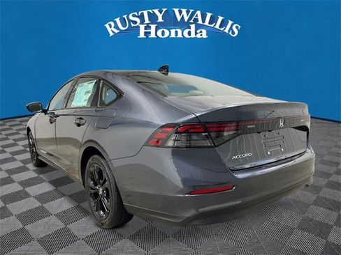 New 2025 Honda Accord SE image 5