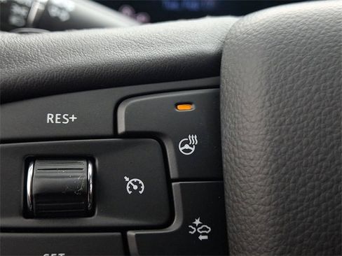 Used 2024 Cadillac Escalade ESV Premium Luxury w/ Performance Package image 27