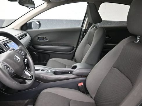 Used 2022 Honda HR-V EX image 11