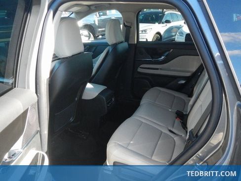 Certified 2025 Lincoln Corsair Reserve image 13