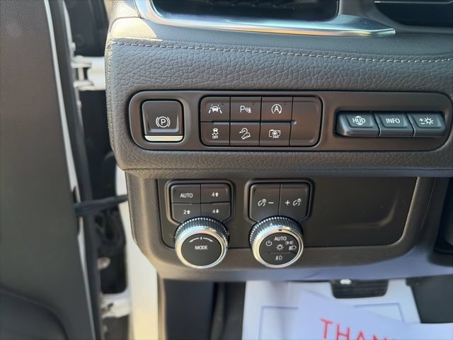Used 2023 GMC Yukon XL Denali AWD/4WD image 19