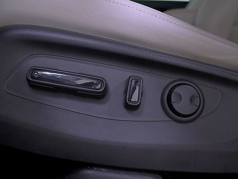 Used 2023 Honda CR-V EX-L image 23