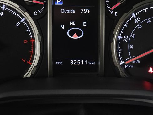 Used 2023 Toyota 4Runner Limited AWD/4WD image 21