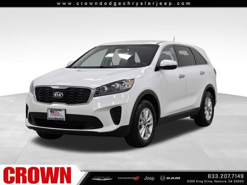 Used 2020 Kia Sorento LX image 3