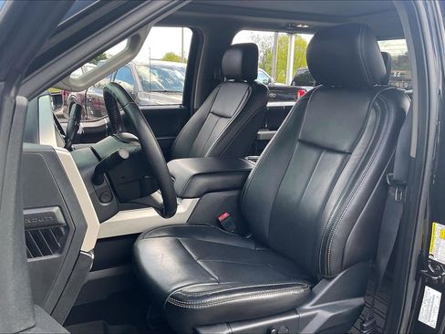 Used 2020 Ford F350 Lariat image 24