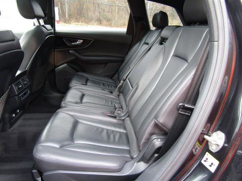 Used 2018 Audi Q7 3.0T Premium Plus image 34