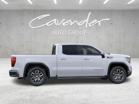 New 2026 GMC Sierra 1500 SLT image 5