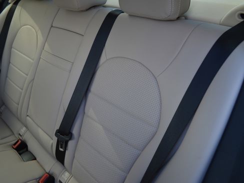 Used 2018 Mercedes-Benz C 300 C 300 image 32