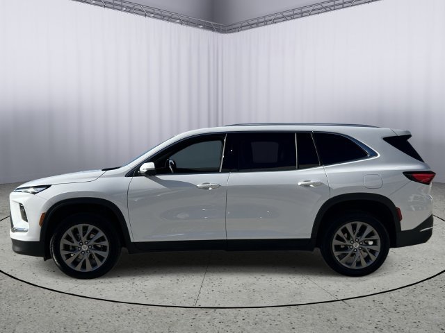 Used 2026 Buick Enclave Preferred FWD image 3