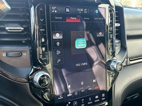 Used 2022 RAM 2500 Limited image 18