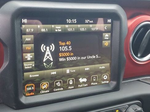 Used 2021 Jeep Wrangler Rubicon w/ Uconnect 4C Nav & Sound Group image 22