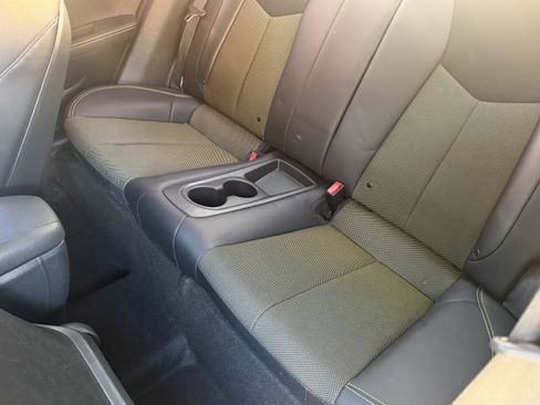 Used 2016 Hyundai Veloster w/ Option Group 02 image 11