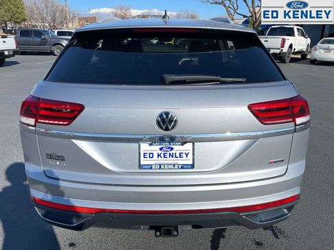 Used 2021 Volkswagen Atlas Cross Sport SE w/ Panoramic Sunroof Package image 26