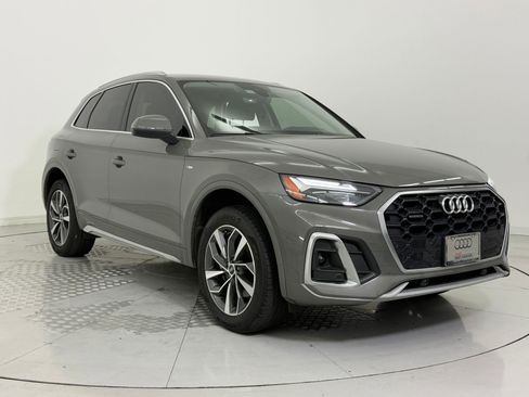Certified 2023 Audi Q5 2.0T Premium w/ Convenience Package image 7