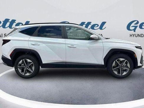 New 2025 Hyundai Tucson SEL image 9