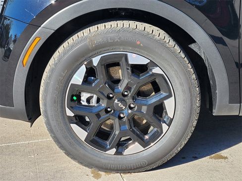 New 2026 Kia Sorento S w/ S Panoramic Sunroof Package image 7