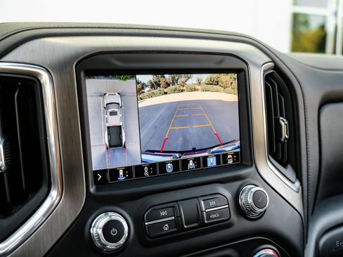 Used 2022 GMC Sierra 3500 Denali w/ Technology Package image 65