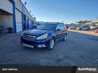 Used 2011 Subaru Outback 2.5i Limited video 1