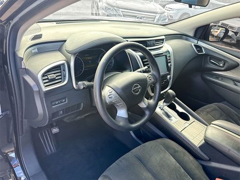 Used 2017 Nissan Murano S w/ Navigation Package image 10