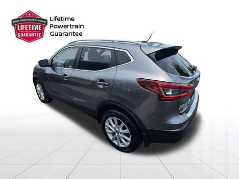 Used 2021 Nissan Rogue Sport SV AWD/4WD image 3