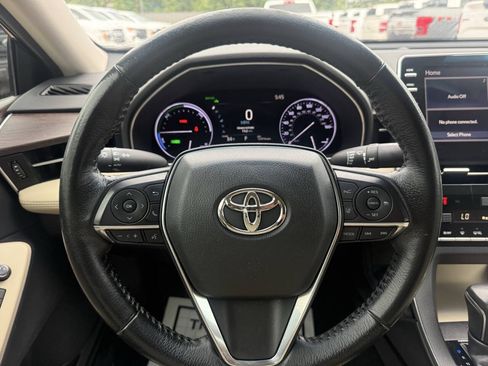 Used 2021 Toyota Avalon XLE FWD image 23