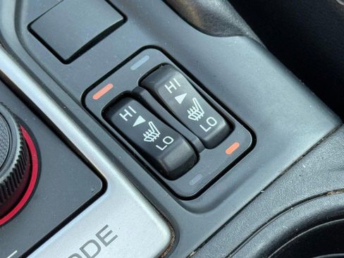 Used 2020 Subaru Forester Premium image 20