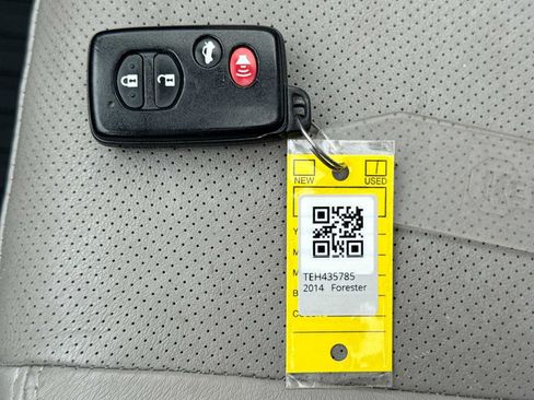 Used 2014 Subaru Forester 2.5i Touring AWD/4WD image 35