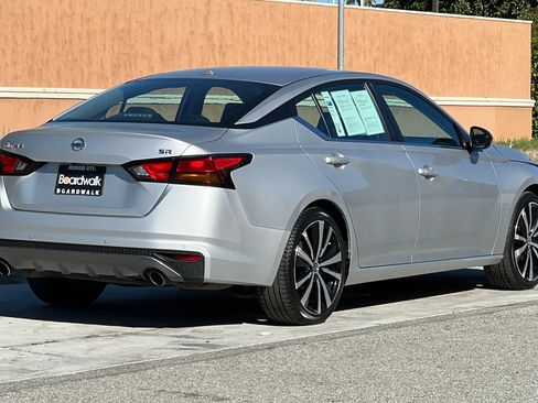Used 2022 Nissan Altima 2.5 SR image 4
