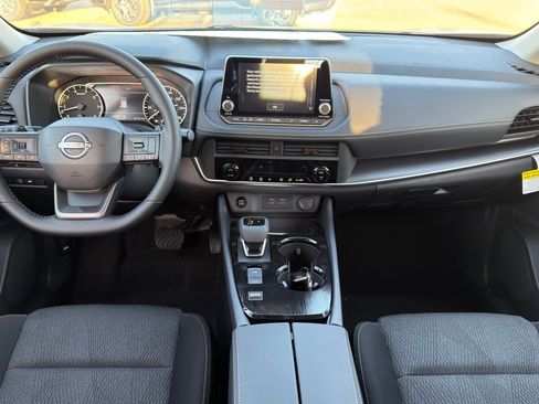 New 2026 Nissan Rogue SV image 8