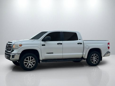 Used 2017 Toyota Tundra SR5 w/ SR5 Upgrade Package RWD image 8
