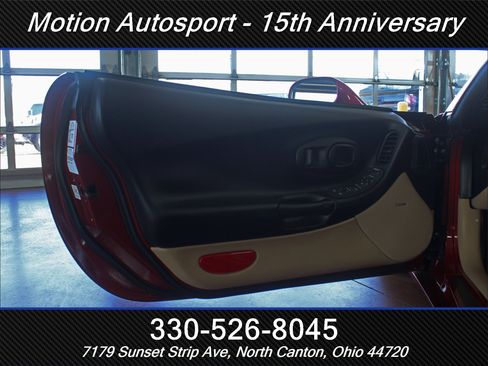 Used 1999 Chevrolet Corvette Convertible w/ Memory Pkg image 19