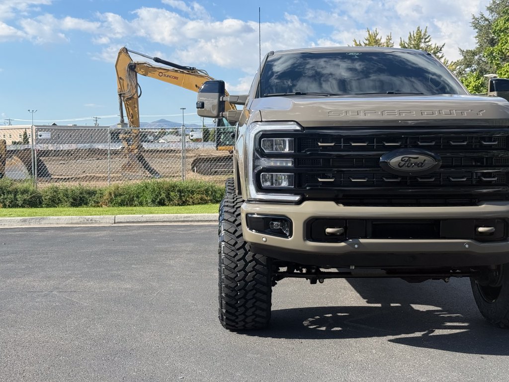 Used 2026 Ford F350 King Ranch w/ Chrome Package AWD/4WD image 4