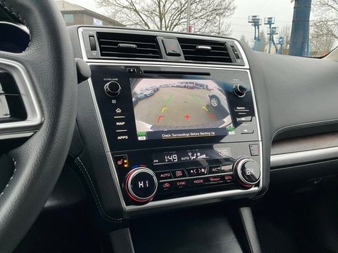 Used 2018 Subaru Outback 2.5i Limited image 17