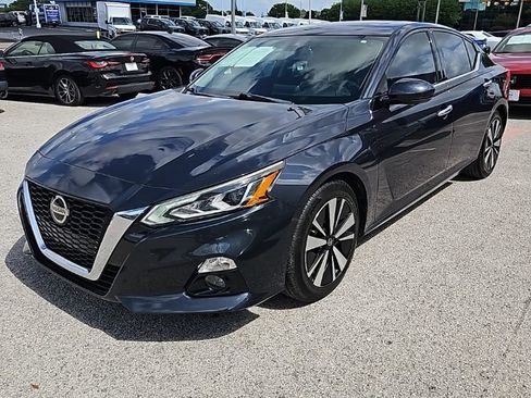 Used 2020 Nissan Altima 2.5 SL FWD image 3