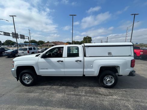 Used 2018 Chevrolet Silverado 2500 W/T image 3