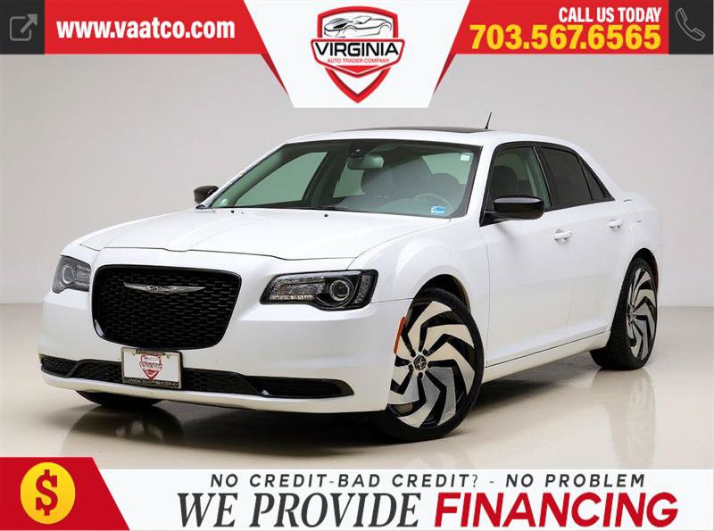 Used 2019 Chrysler 300 Touring w/ Sport Appearance Package RWD image 1