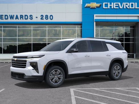 New 2026 Chevrolet Traverse LT w/ LPO, Floor Liner Package image 2