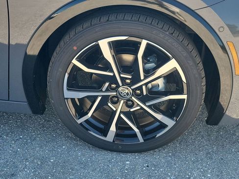 New 2026 Toyota Prius Plug-In Hybrid image 20