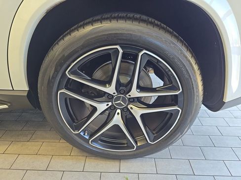 Certified 2021 Mercedes-Benz GLE 53 AMG 4MATIC image 37